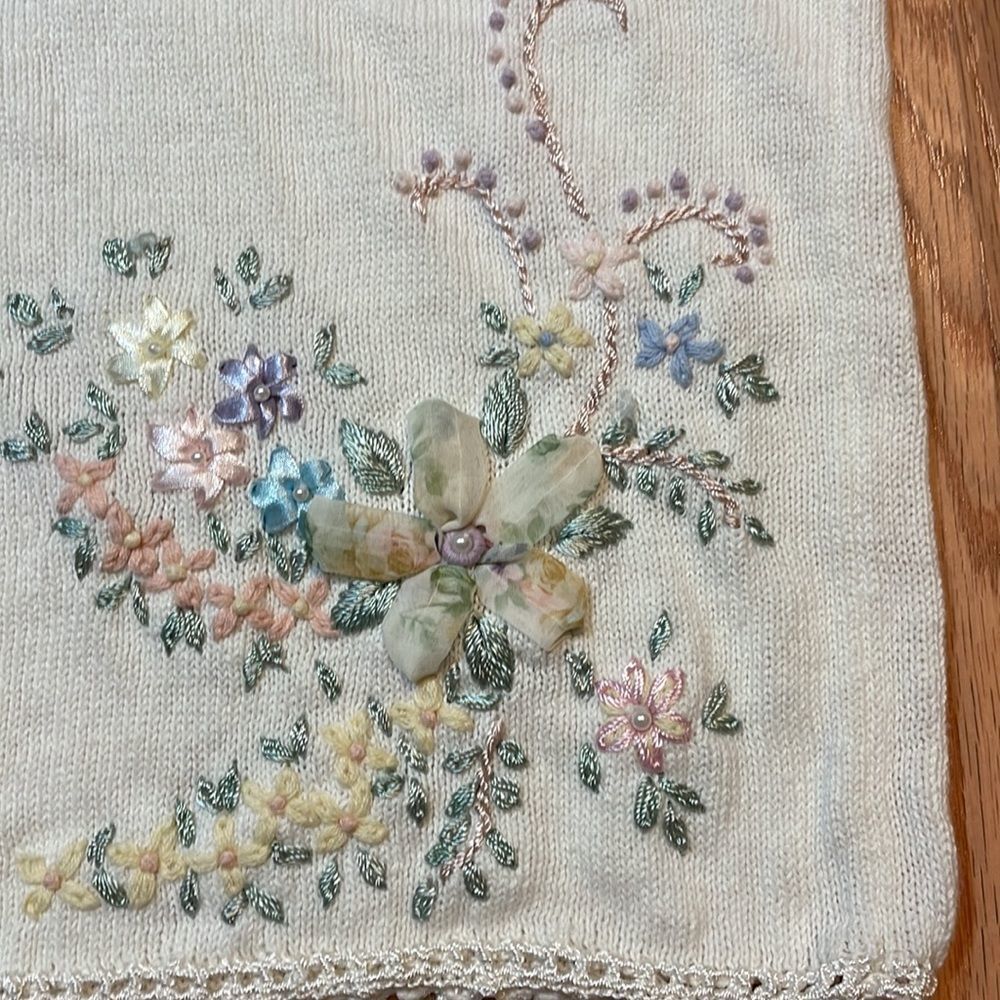Vintage cream embroidered Sweater, short sleeve, oversized, flowers, summer - Picture 3 of 9
